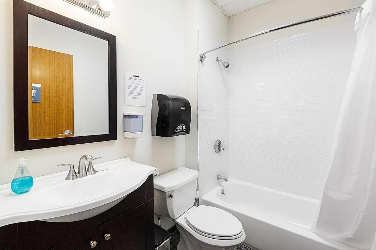 Studio Ready 4 Students & Traveling Professionals! 310 Apartman Boston Kültér fotó
