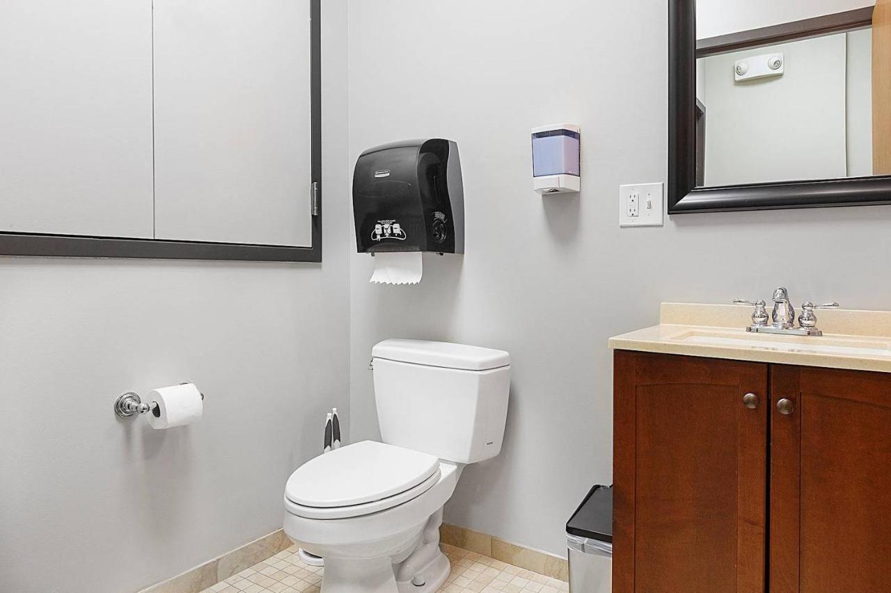 Studio Ready 4 Students & Traveling Professionals! 310 Apartman Boston Kültér fotó