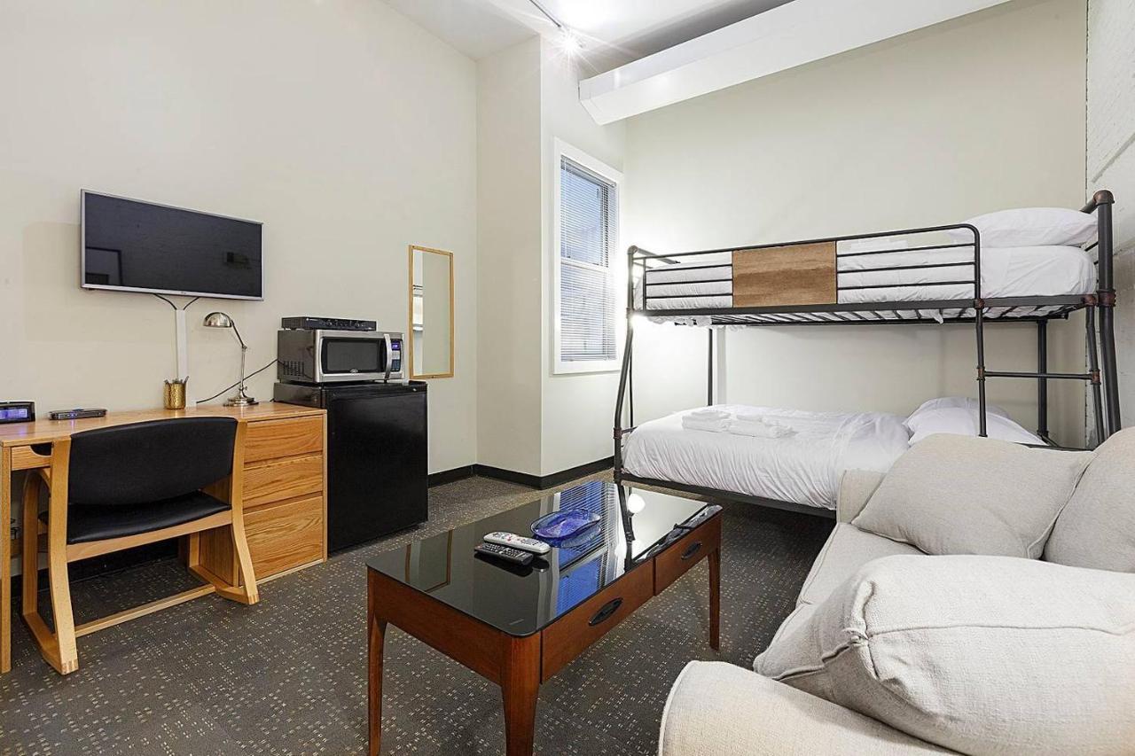 Studio Ready 4 Students & Traveling Professionals! 310 Apartman Boston Kültér fotó