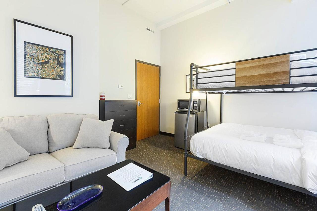 Studio Ready 4 Students & Traveling Professionals! 310 Apartman Boston Kültér fotó
